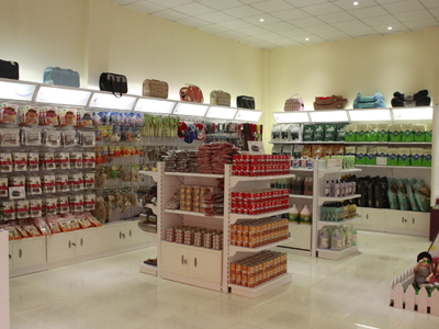 1468223578952513.jpg 样板店店内-3.jpg